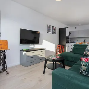 retro-apartament-cztery-pory-roku-by-renters.kolobrzeghotels.com/
